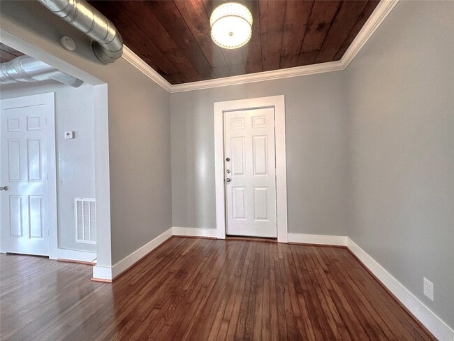 Photo - 2021 Kane St Unit 3