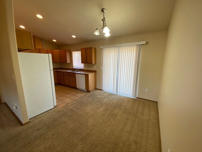 Photo - BONUS RENT SPECIAL! 3 Bedroom, 2 Bath Home for September Rent!