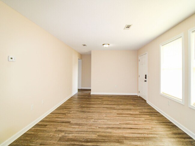 Photo - Great Location! 4 Bedroom Home Close to Downtown Pulaski