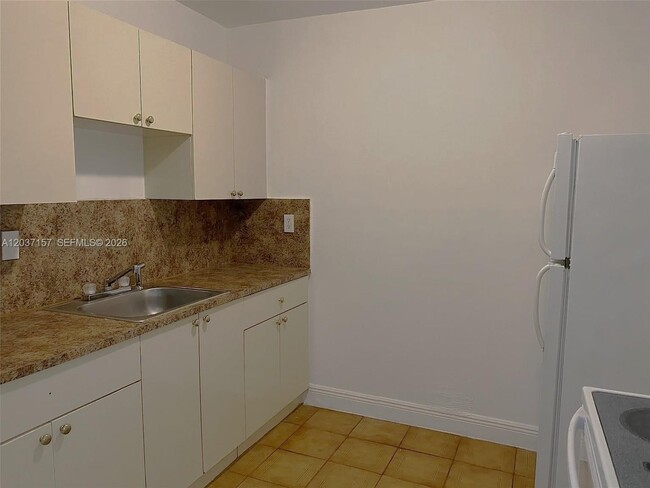 Photo - 2010 NW 70th St