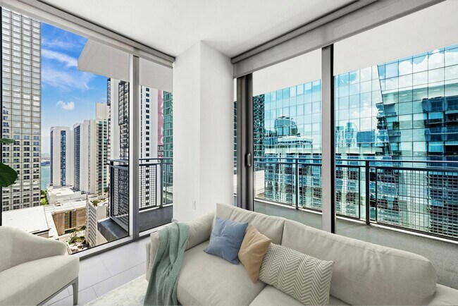 Photo - Monarc at Met