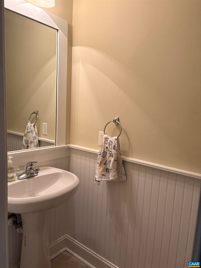 Photo - 1855 Candlewood Ct Unit 211