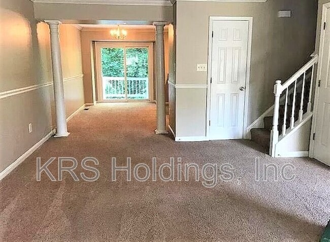 Photo - 604 Backridge Ct