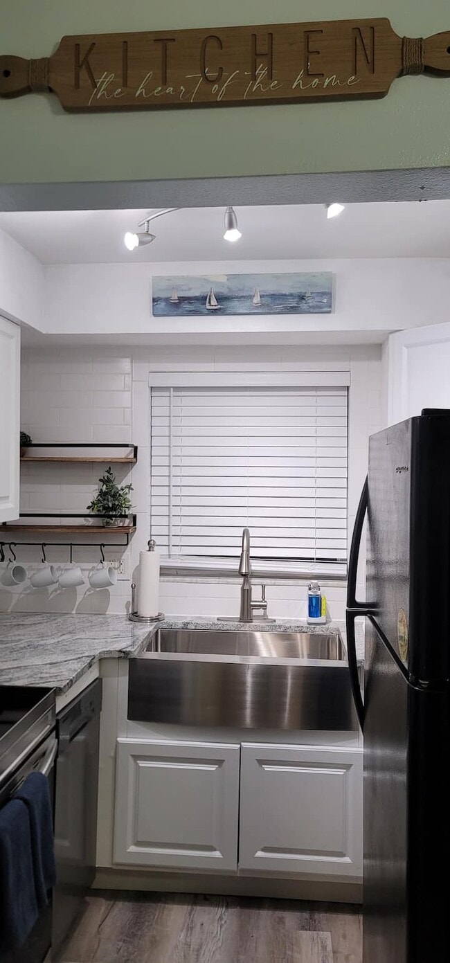 Photo - 439 S Paula Dr Unidad 103