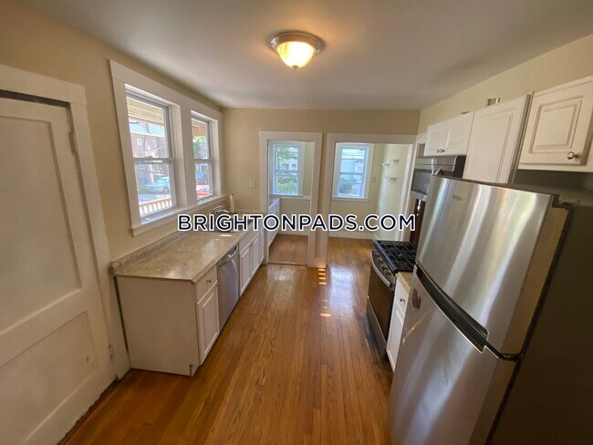 Photo - 28 Claymoss Rd Unit 1