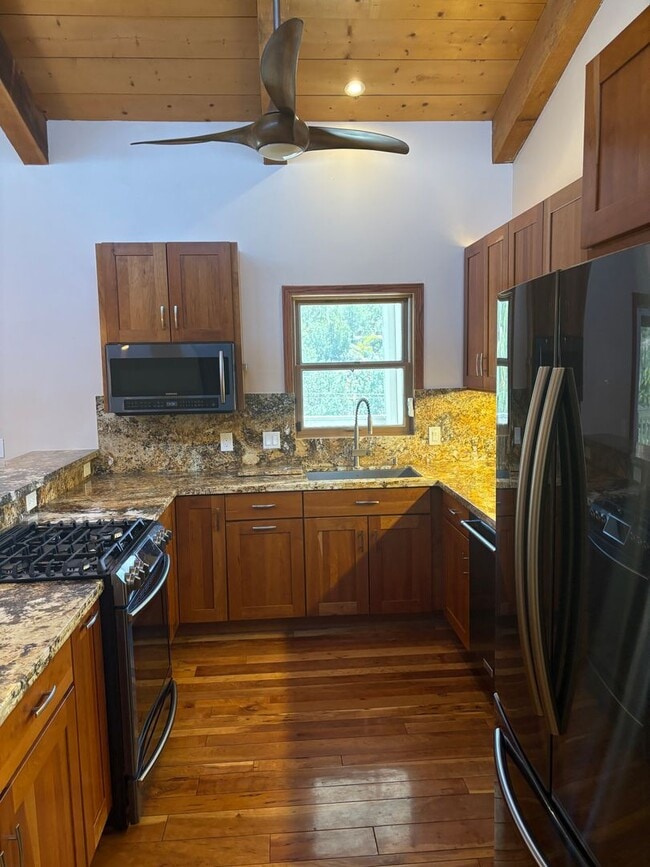 Photo - Unfurnished, 1-year long-term rental, Procure Only