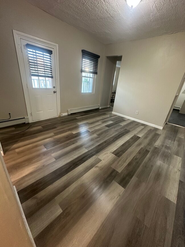 Photo - 218 N 5th St Unit 2