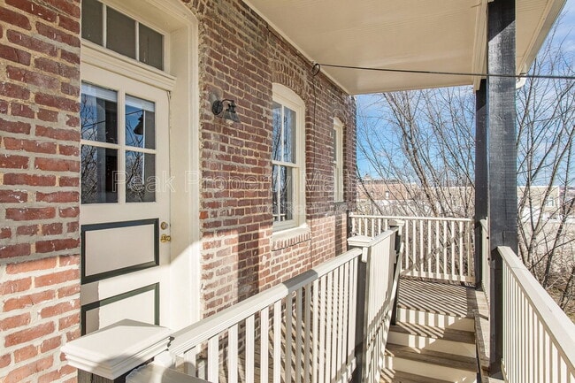 Photo - 1124 Hull St Unit Apt D