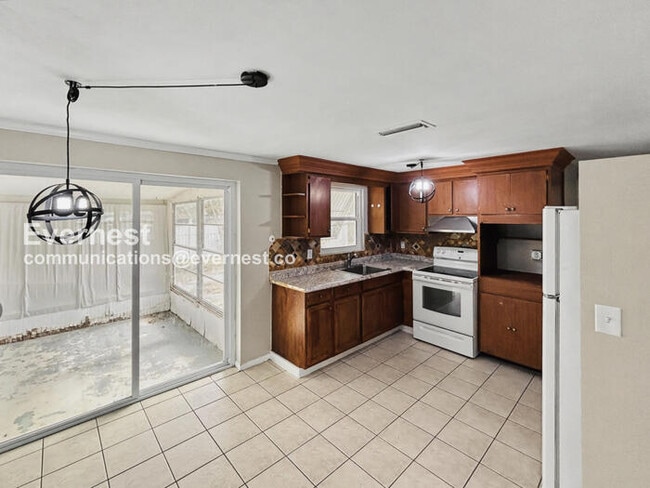 Photo - 2412 Arcadia Rd