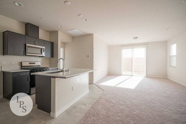 Photo - Riverstone Madera Home, 2BR/2BA – Numerous HOA Amenities!