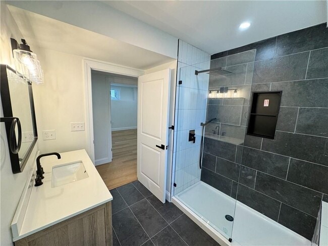 11 Brinkley St Unit 1