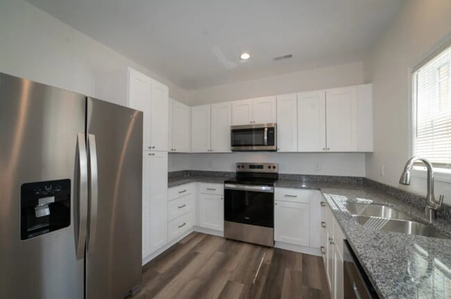 Photo - Midway Townhome