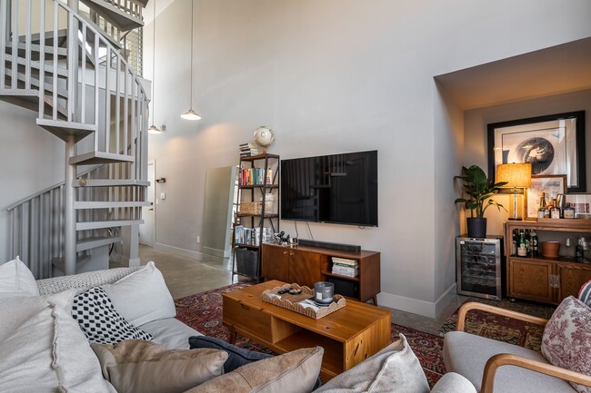 Photo - 791 Wylie St SE Unit 912