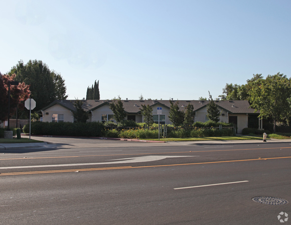 Photo - Almond Terrace Apartments