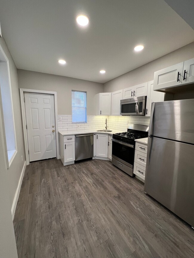 Photo - 1530 S Bailey St