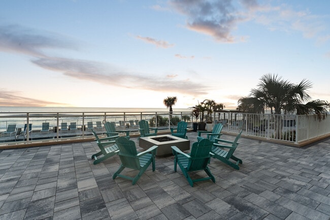 Building Photo - Triton Cay - Daytona Apartments