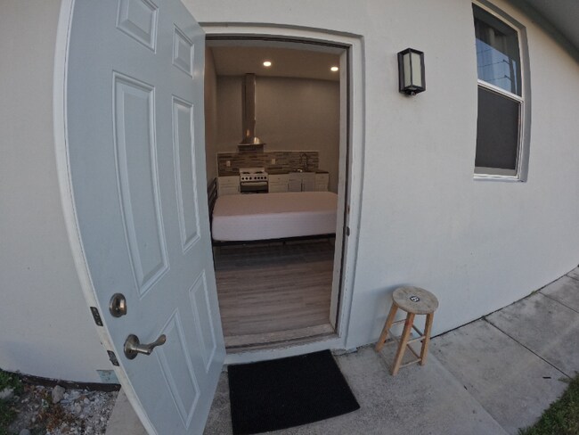 Photo - 5433 SW 19th St Unidad A