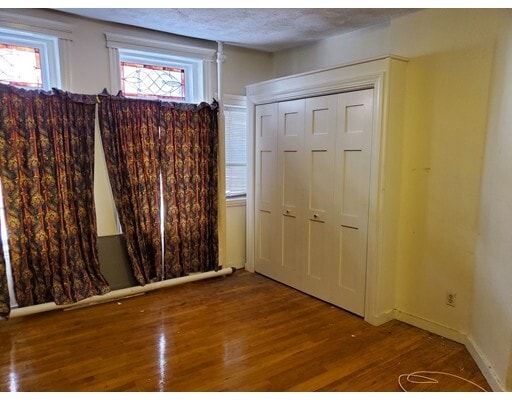 Photo - 27 Temple St Unit 1