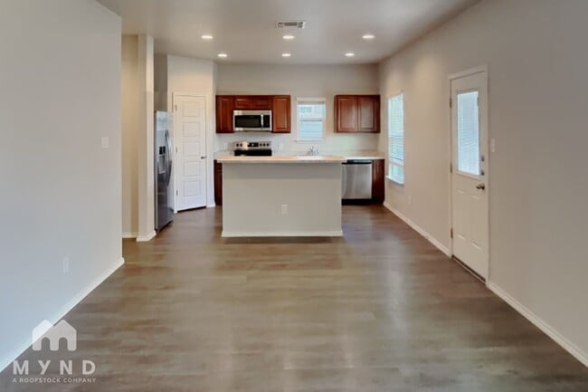 Photo - 7427 Twin Pine Ct