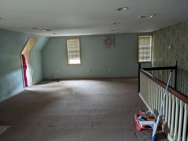 Photo - 17 Turntable Jct Unit 17 ttj