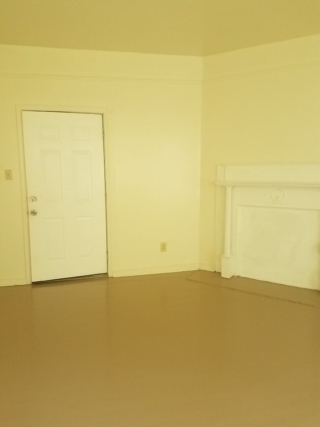 Photo - 616 Harrison St