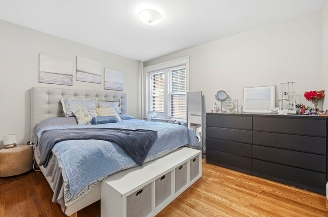Photo - 36 Linnaean St Unit 2