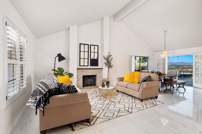 Photo - 3426 Lomas Serenas Dr