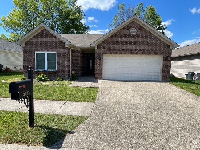 Building Photo - Meticulously Maintained Ranch Rental