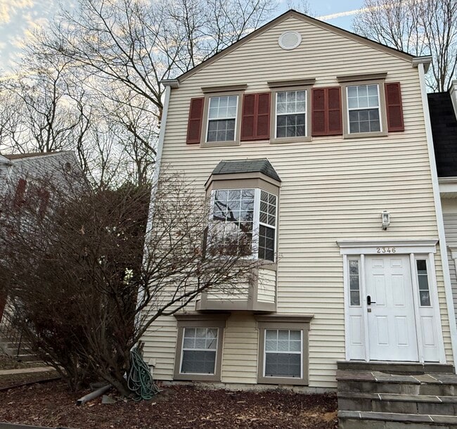 Photo - Reston House