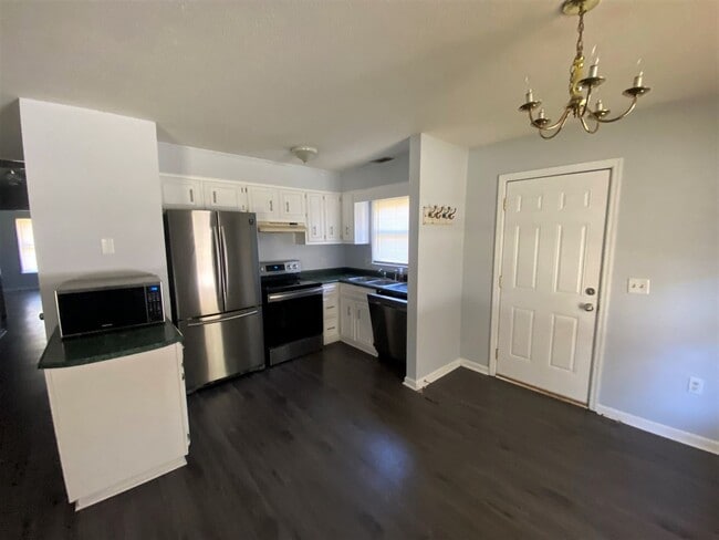 Photo - 205 Courtney Way Unit 2