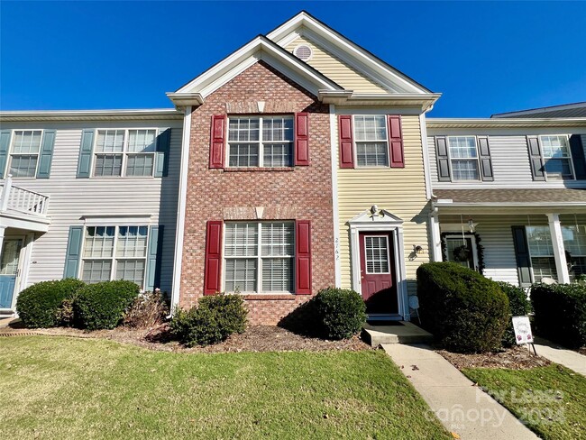 Photo - 2762 Thornbush Ct Townhome