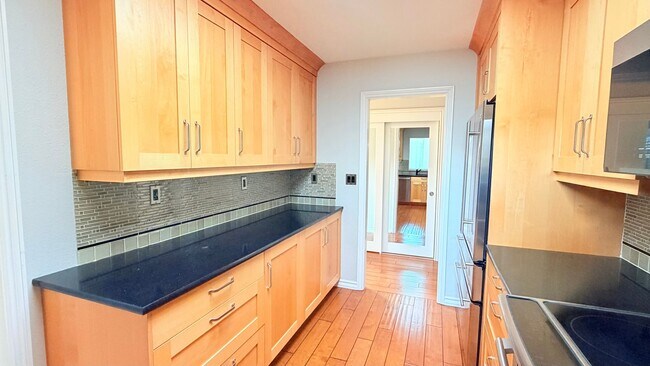 Photo - 31 Redondo Ct