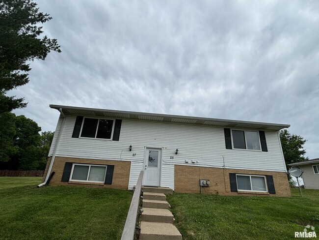 Building Photo - 27 Sundowner Ln Rental