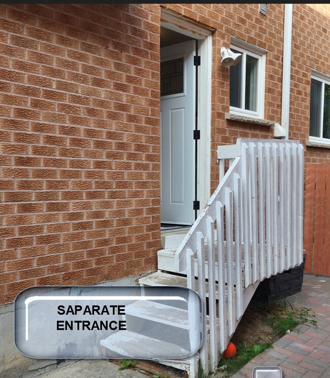 Photo - 24 Woodbury Crt Unit 1