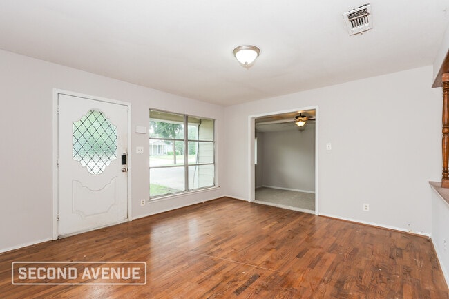 Photo - 533 Lee St
