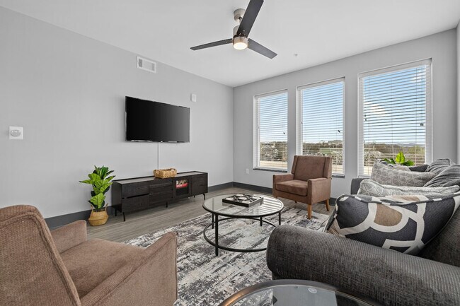 3025 Charlotte Ave Unit SI ID1627742P