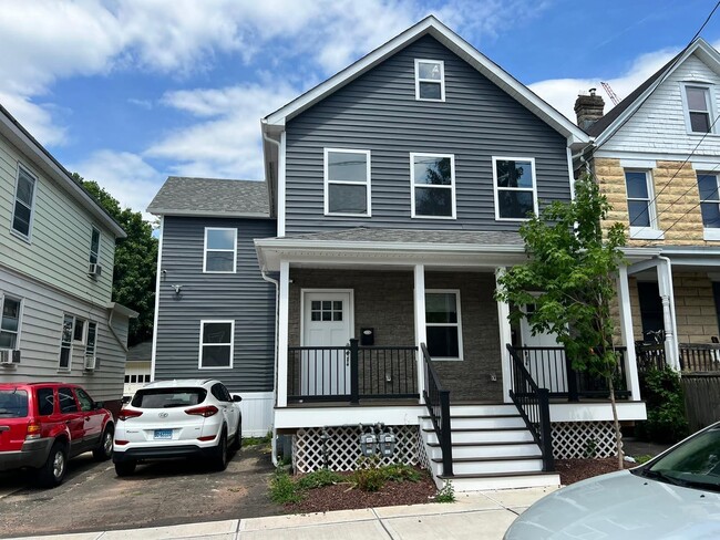 Photo - 75 Plum St Unit 1