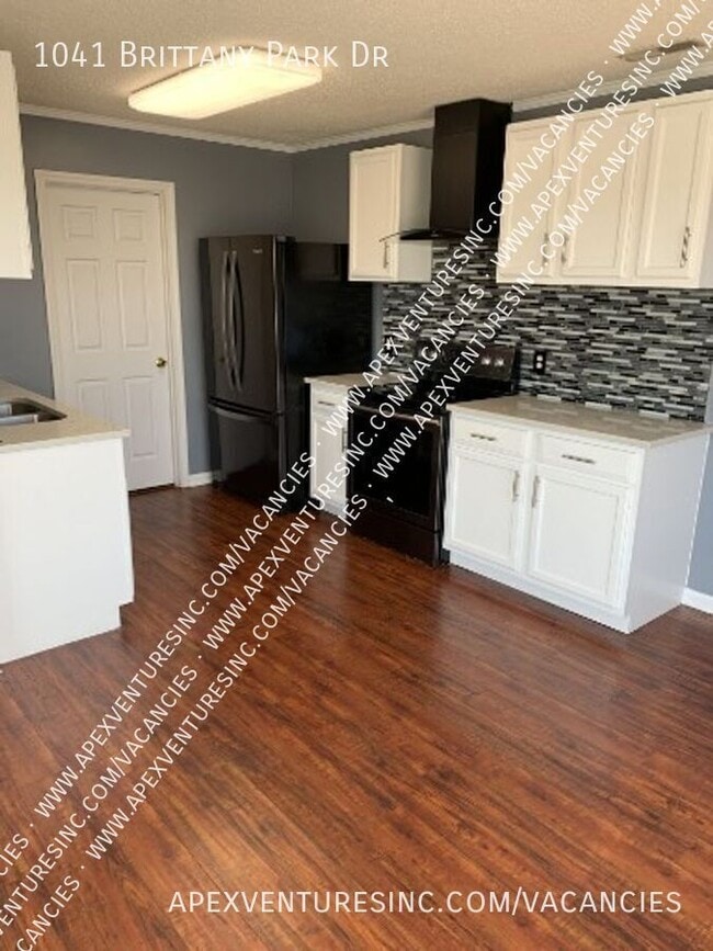 Photo - 1041 Brittany Park Dr