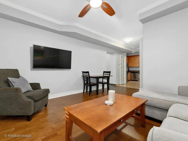 Photo - 556 W Deming Pl Unit G