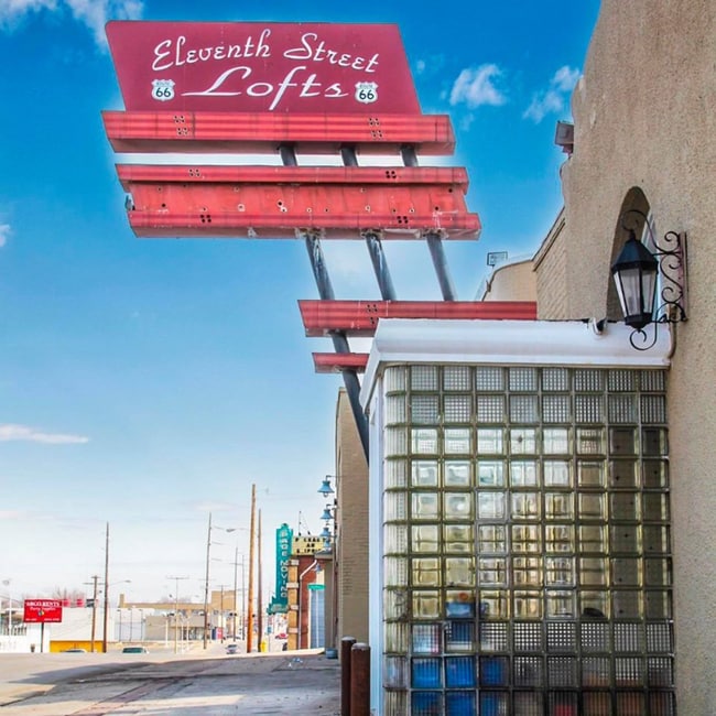 Building Photo - 2002 E 11th St Unit A