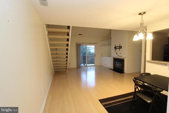 Photo - 5220 Ravens Crest Dr