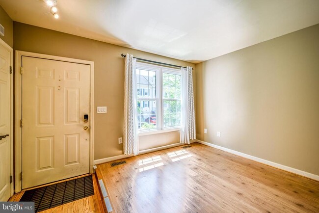 Photo - 7804 Colonial Springs Blvd Townhome