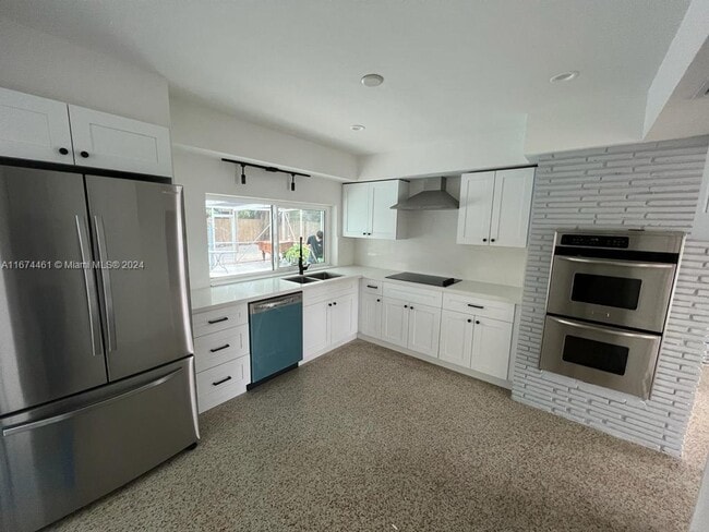 Photo - 1931 NE 186th Dr