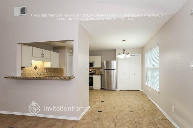 Photo - 4522 Nervin St