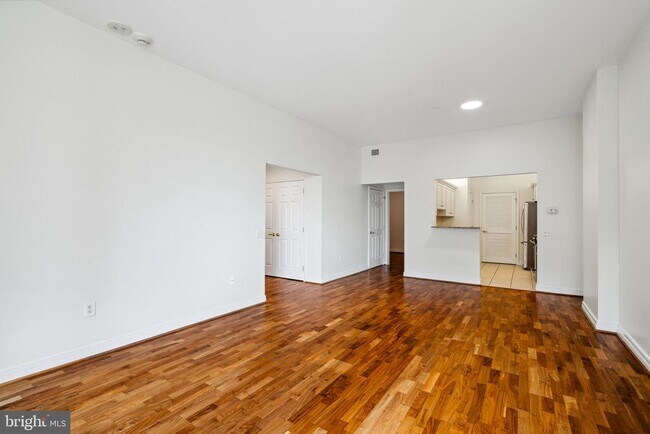 Photo - 1600 Arch St Unit 1113