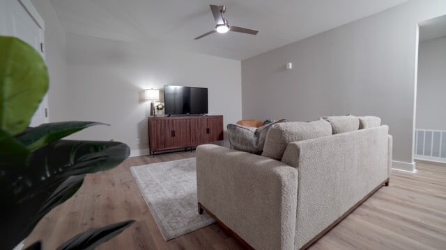 Building Photo - Woodlawn Estates Rental