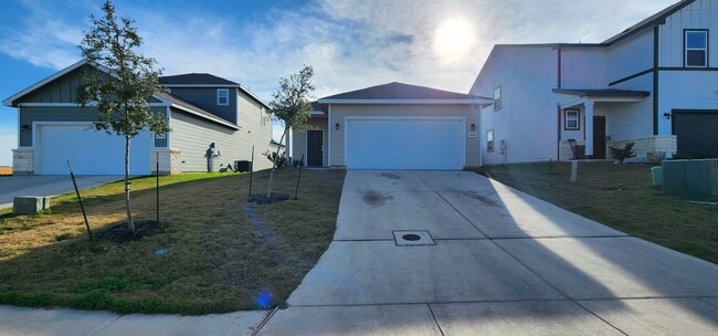 Building Photo - 4150 Admirals Bnd