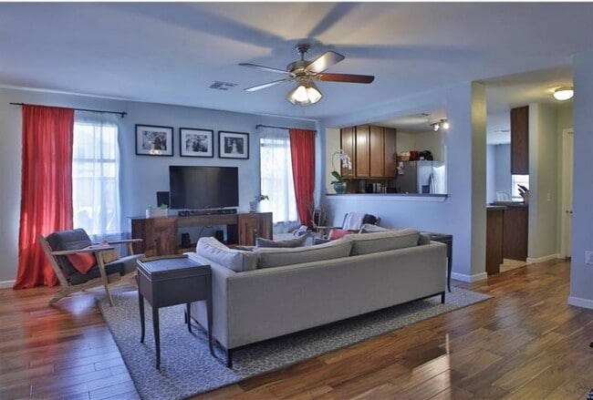 Photo - 7637 Cayenne Ln