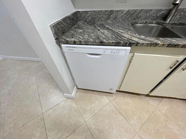 Photo - 2100 Springdale Blvd Unit 209