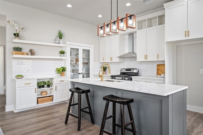 Photo - 7228 Avenue B